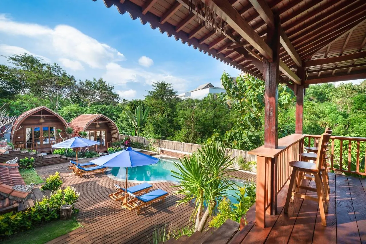 Lumbung Sari Hotel Uluwatu 3*,  Indonesië